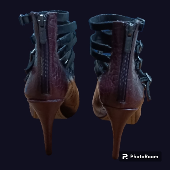 Circus by Sam Edelman Black Strappy Heels - Picture 3 of 5